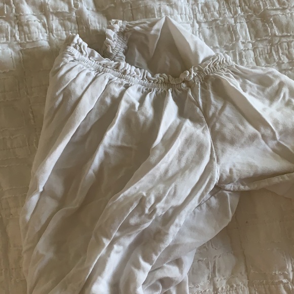 Brandy Melville white top - Picture 7 of 7